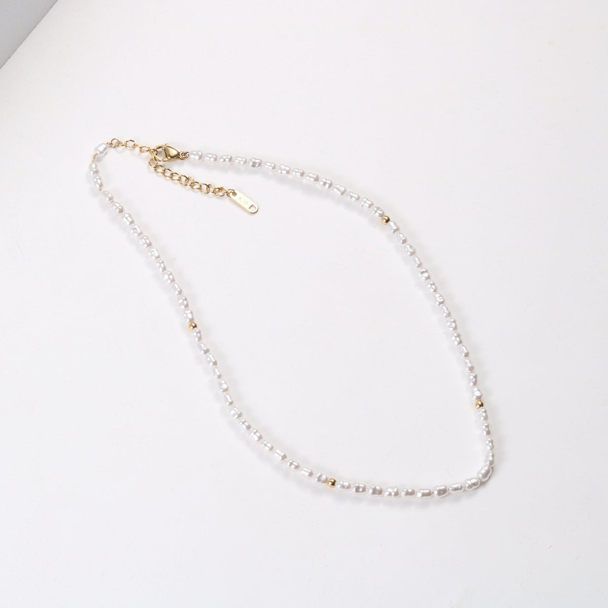 Freshwater Pearl Choker Necklace Gold Tone