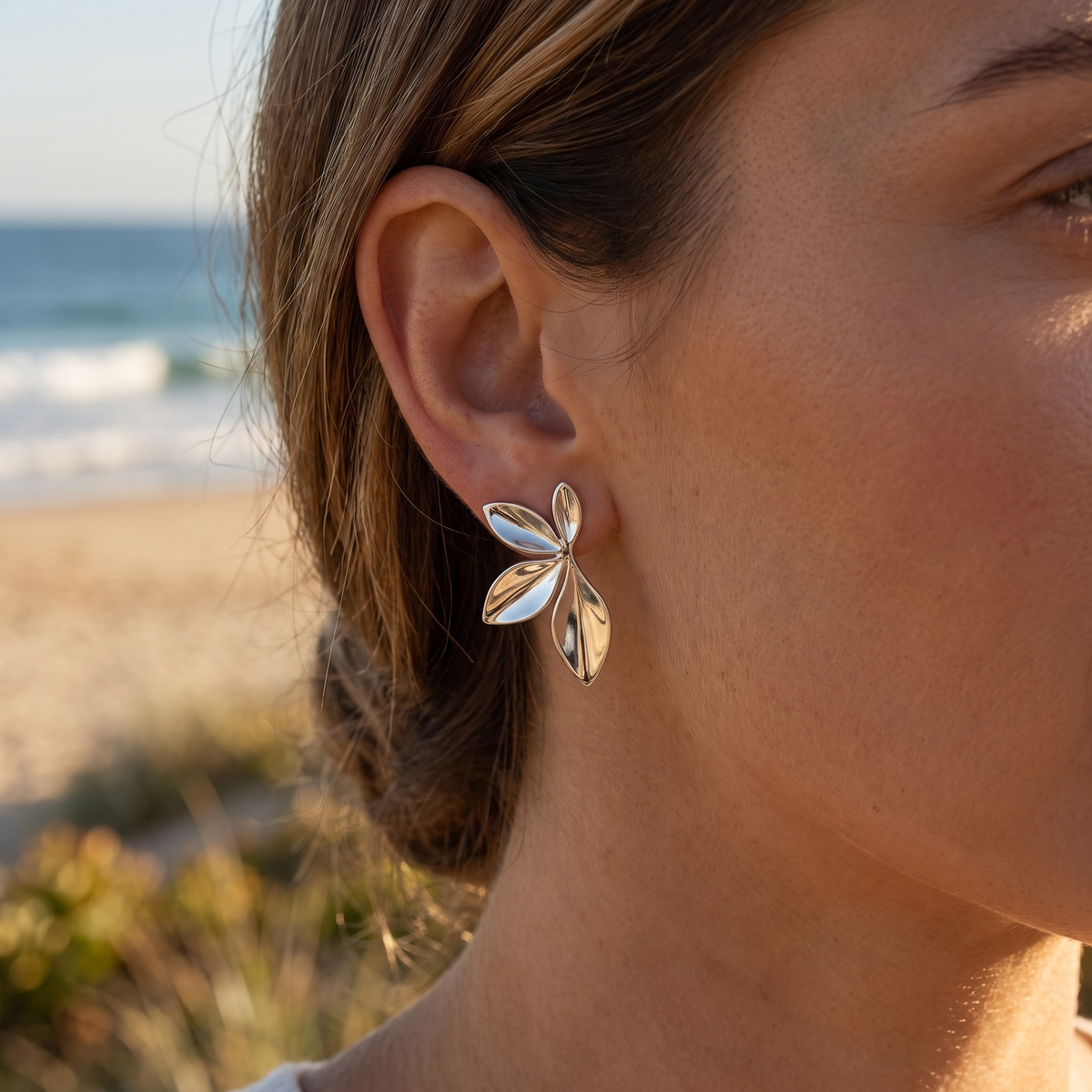Mira Earrings Silver lifestyle
