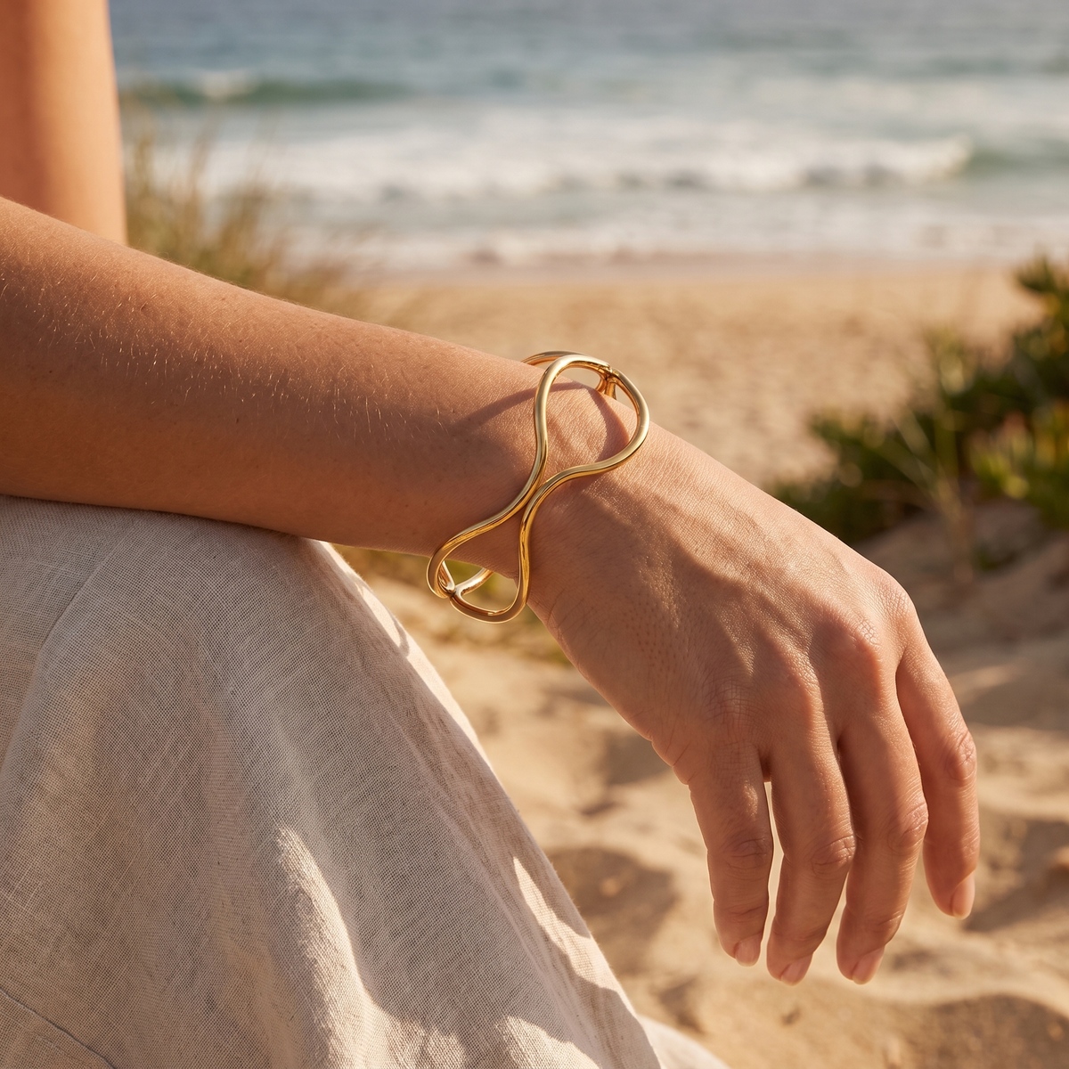 Marisol Bangle Gold lifestyle