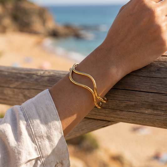 Golden Shores Bracelet Gold lifestyle
