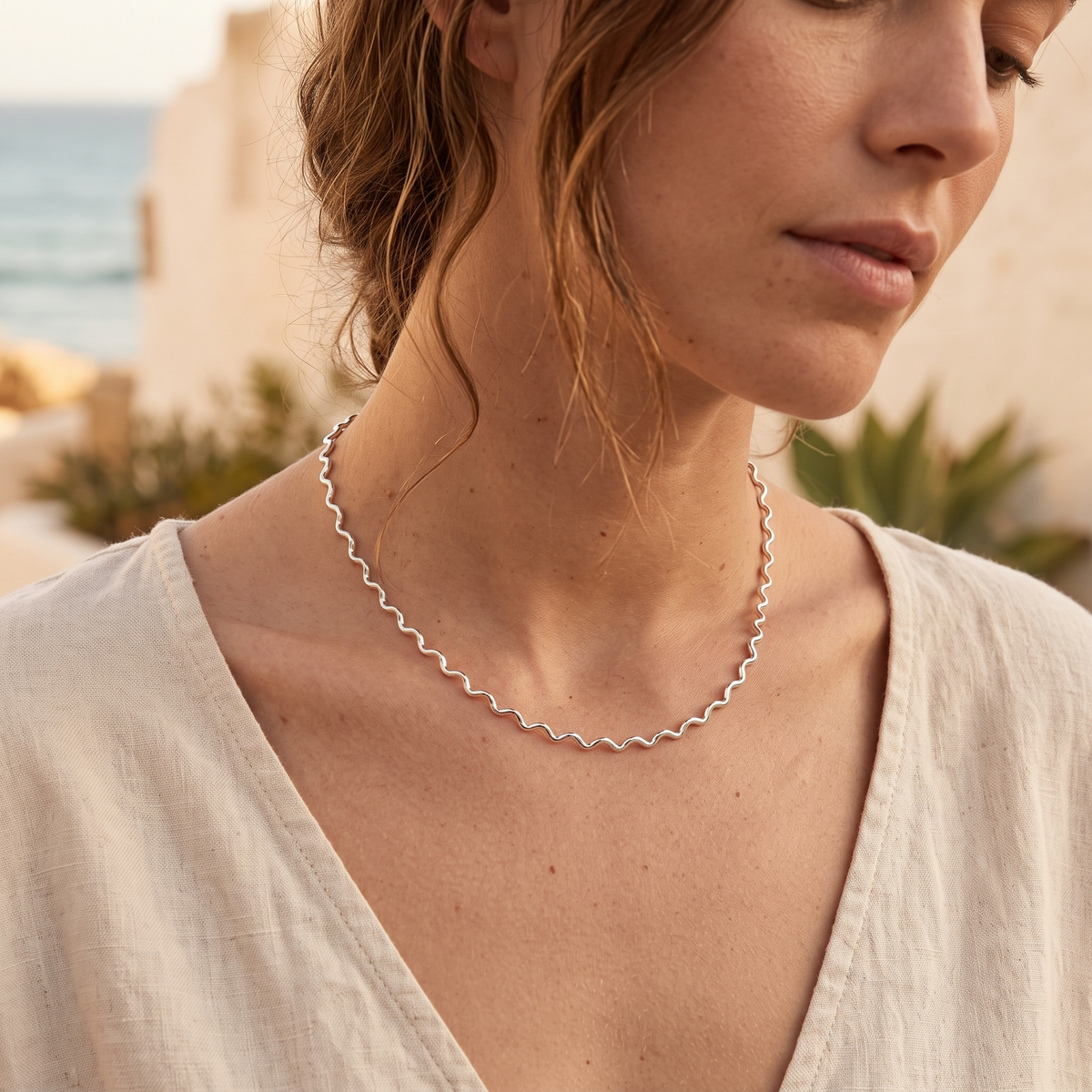 Solra Necklace Silver lifestyle