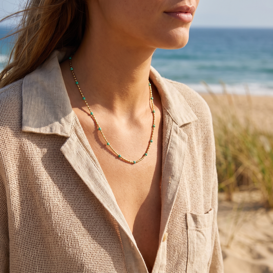 Reef Necklace Gold lifestyle