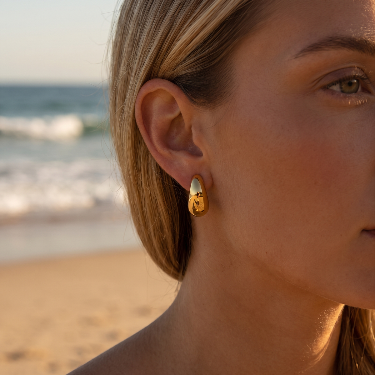 Estelle Earrings Gold lifestyle