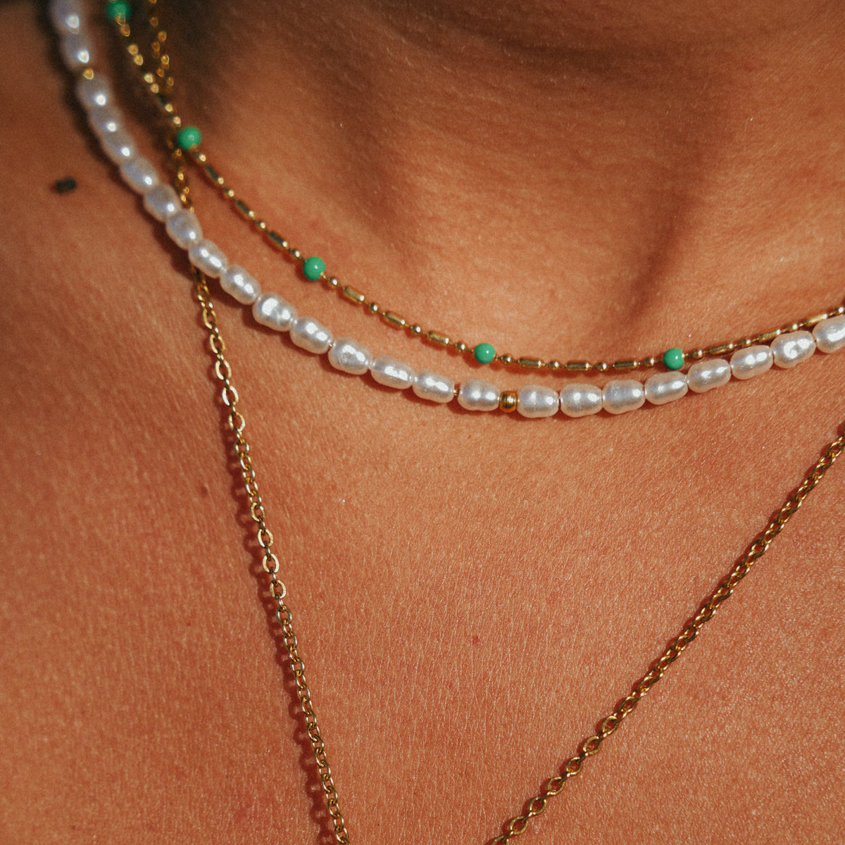 Freshwater Pearl Choker Necklace Gold Tone